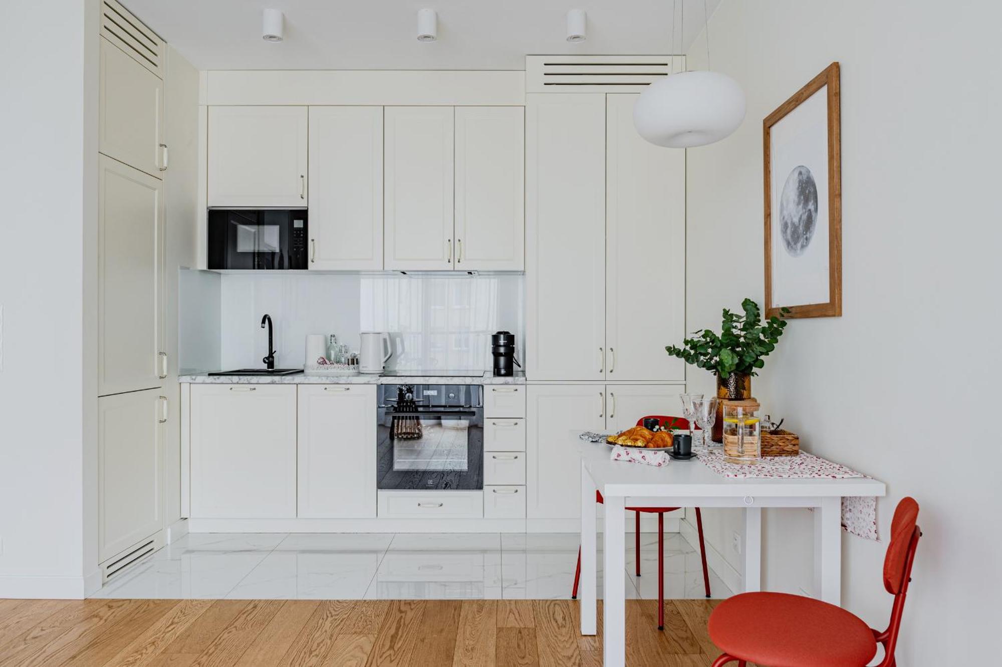 Powoli:Komfortowe, Jasne,Klima Apartment Варшава Екстериор снимка